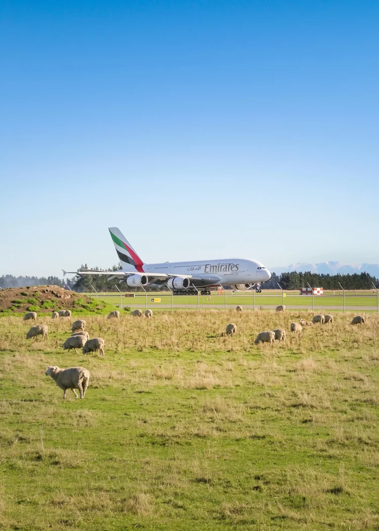 Airliner on approach to Christchurch, New Zealand